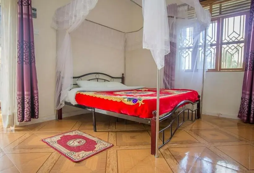 اتاق اجرایی, Dream Palace Hotel Mbale