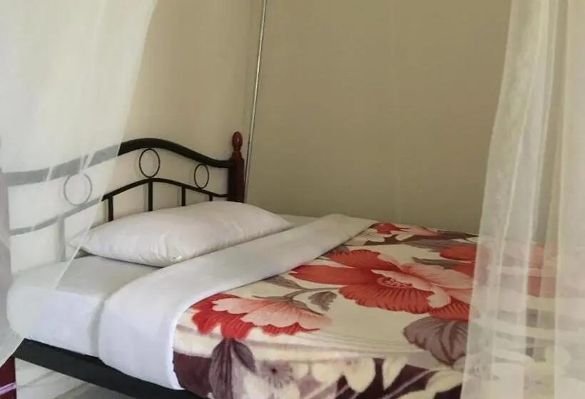 اتاق استاندارد یک نفره, Dream Palace Hotel Mbale