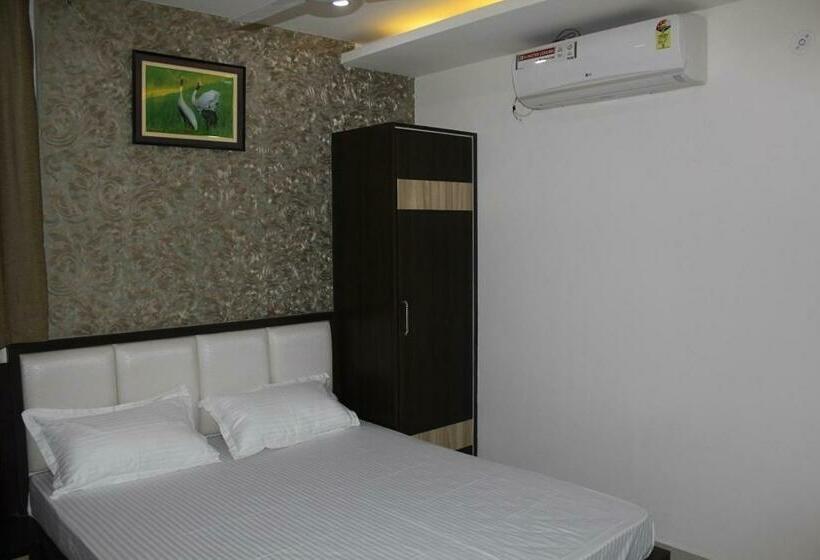 デラックスルーム, Celebration