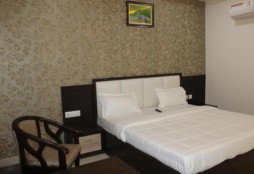 スタンダードルーム, Celebration