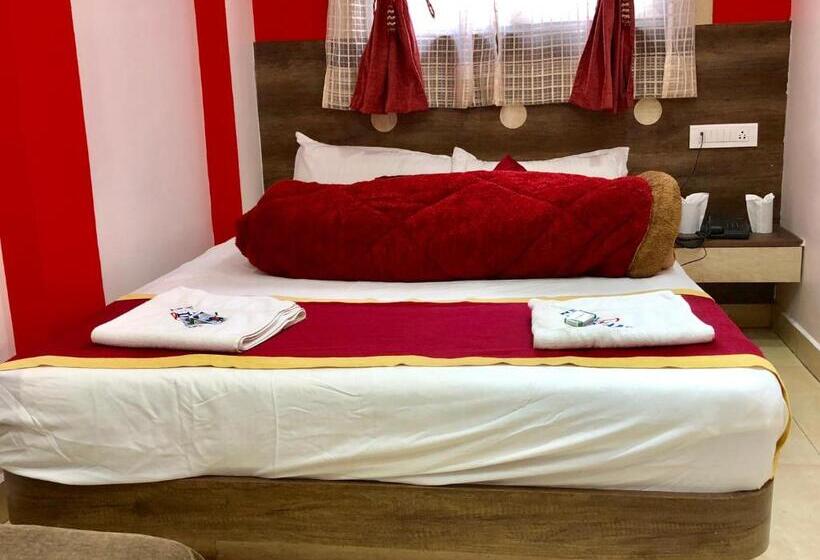 デラックスルーム, Landmark