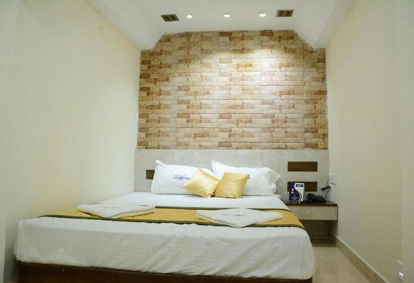 デラックスルーム, Landmark