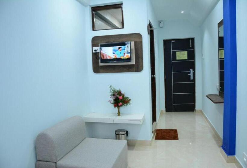 デラックスルーム, Landmark