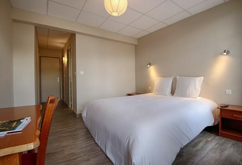 스탠다드 룸, Le Brizeux