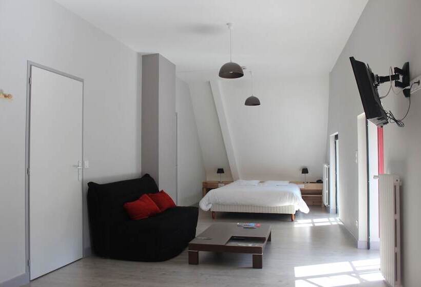 스탠다드 스튜디오, Le Brizeux