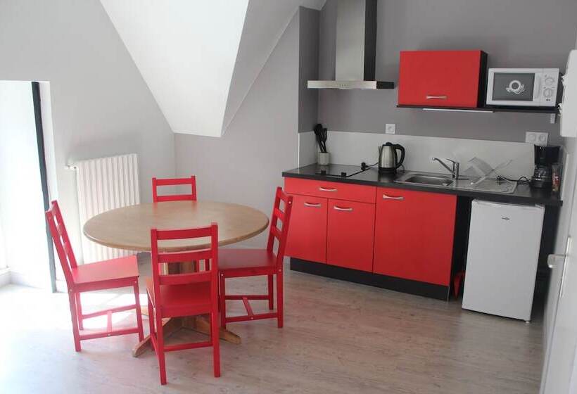 스탠다드 스튜디오, Le Brizeux