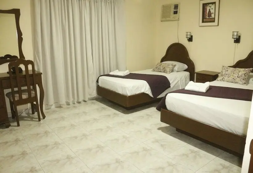 トリプルクラシックルーム, Madrid Chiriqui