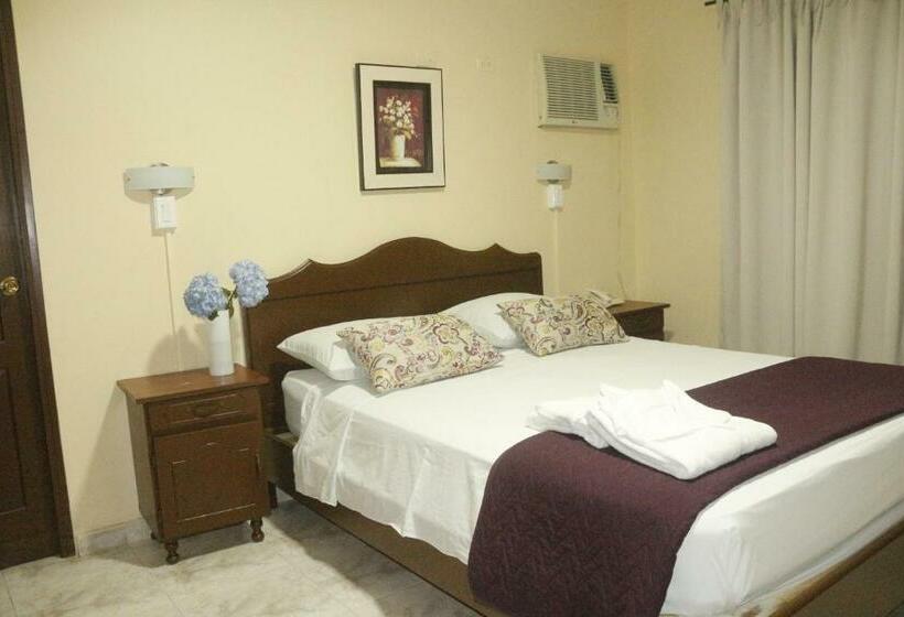 غرفة قياسية, Madrid Chiriqui