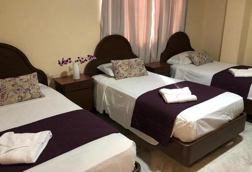 غرفة قياسية ثلاثية, Madrid Chiriqui