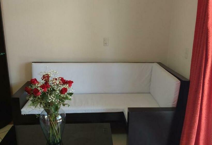 디럭스 룸, Peña Real