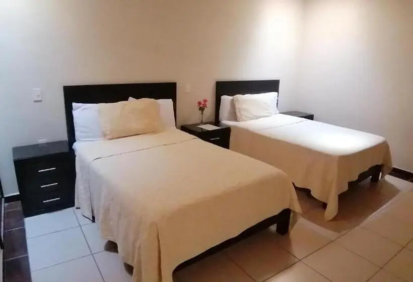 Standard-huone, Peña Real