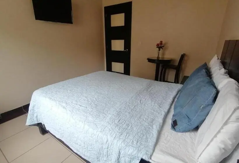 Standard-huone, Peña Real