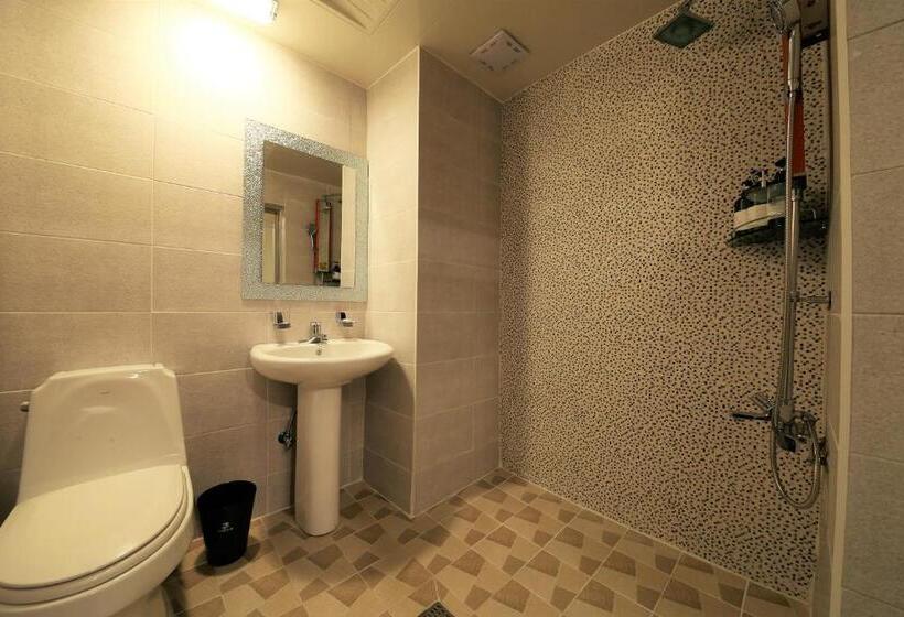 Номер Стандарт, The7