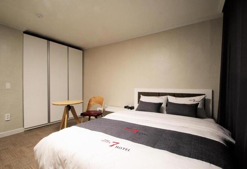 Семейный Номер Deluxe, The7