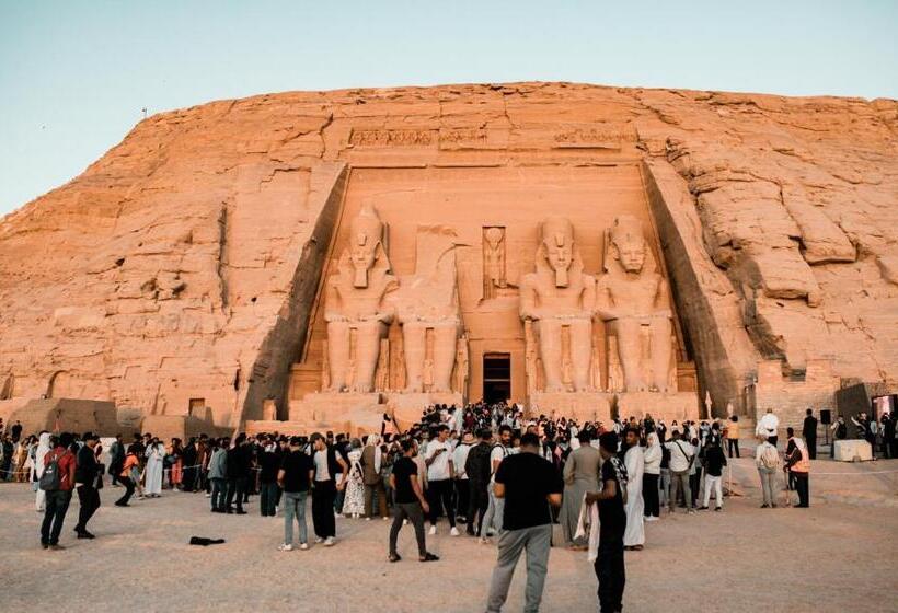 اتاق لوکس, Tuya