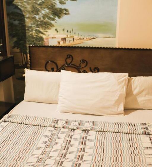 اتاق لوکس, Tuya