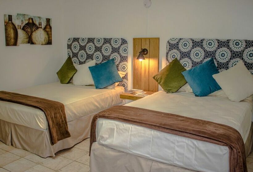 اتاق خانوادگی, West Coast Inn S