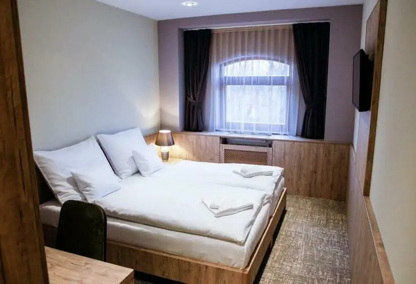 スタンダードルーム, Hunor Hotel és étterem