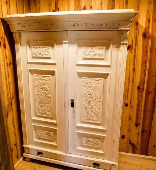 デラックスルーム, Hunor Hotel és étterem