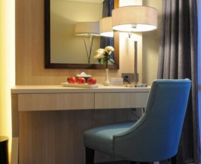 Номер Deluxe Кровать Кинг, Louis Kienne Hotel Pandanaran