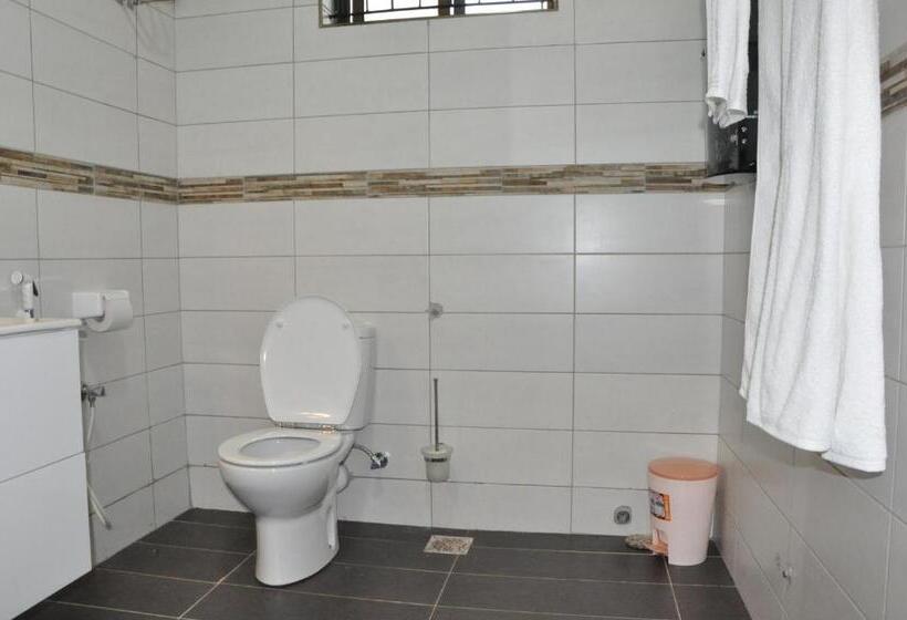 اتاق خانوادگی, Pg S Home