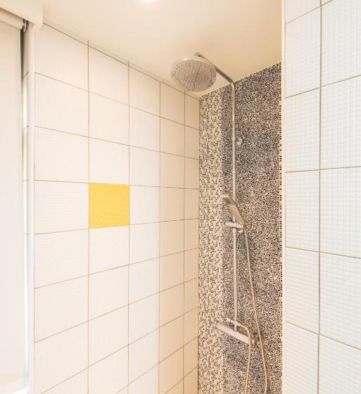 اتاق لوکس, Hostel Jiizu