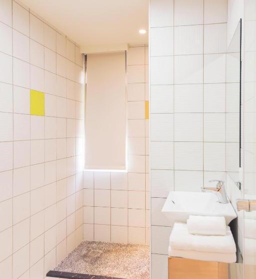 اتاق لوکس, Hostel Jiizu