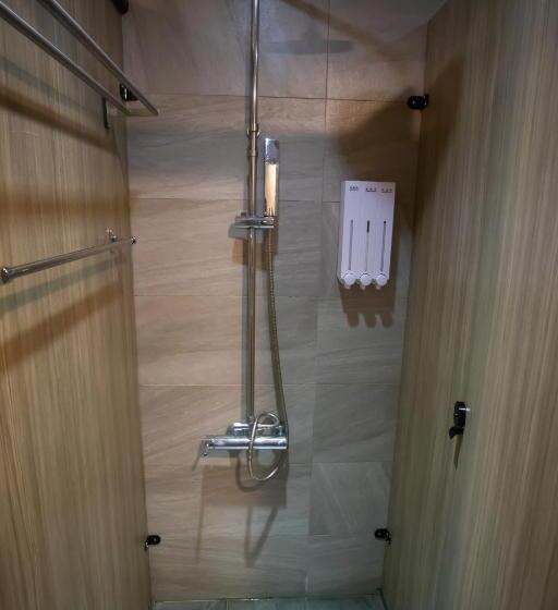 تختخواب در اتاق مشترک, Hostel Jiizu