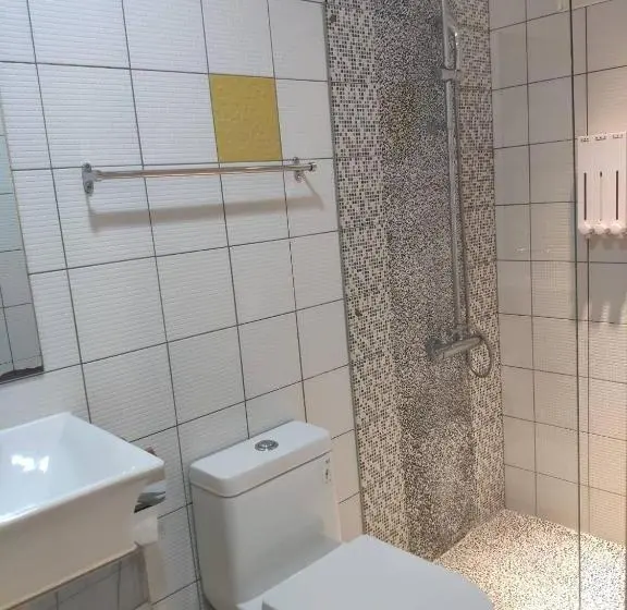 اتاق استاندارد یک نفره, Hostel Jiizu