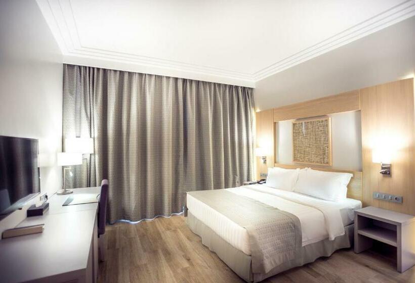 اتاق استاندارد, Golden Tulip Le Diplomate