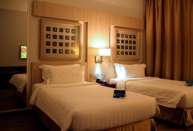 اتاق استاندارد, Golden Tulip Le Diplomate