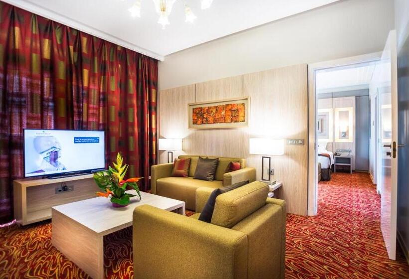 سوئیت ریاست جمهوری 2 خوابه, Golden Tulip Le Diplomate