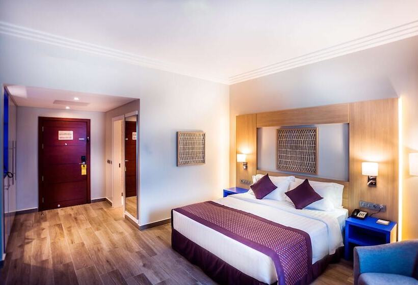 اتاق سوپریور, Golden Tulip Le Diplomate