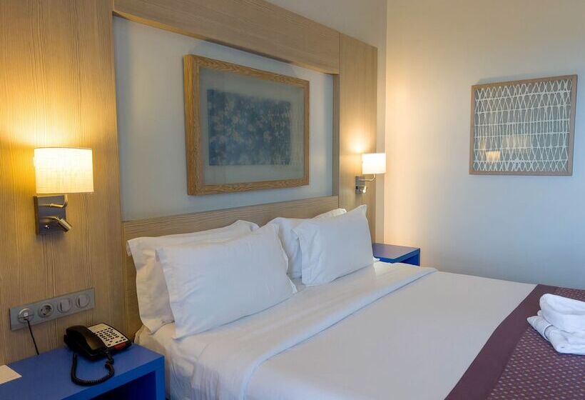 اتاق اجرایی, Golden Tulip Le Diplomate