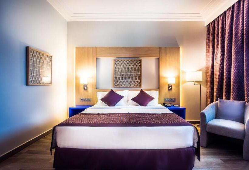 اتاق سوپریور, Golden Tulip Le Diplomate