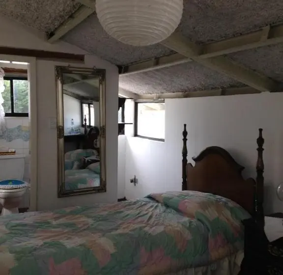 エコノミールーム, Mansion Samzara Hosteleria