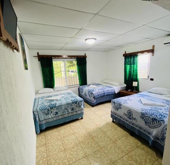 اتاق استاندارد سه نفره, Sun Breeze