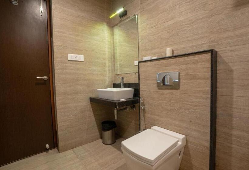 标准间带山景, The Livin