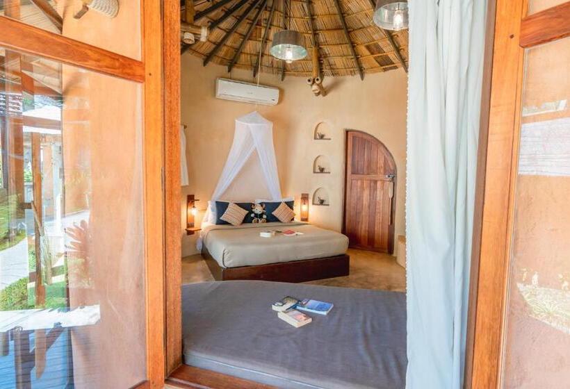 オーシャンビューのデラックス1ベッドルームビラ, The Mud Eco