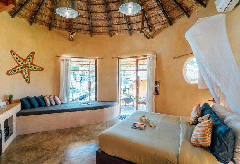 オーシャンビューのデラックス1ベッドルームビラ, The Mud Eco