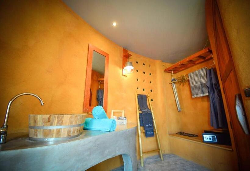 スイート(家族用), The Mud Eco