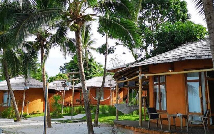 ビラホテル1ベッドルーム, The Mud Eco