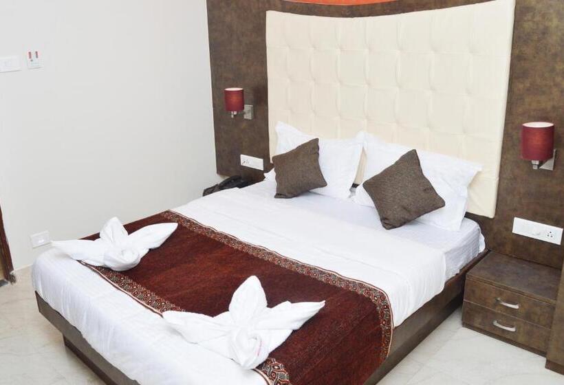 اتاق استاندارد, A. K. International