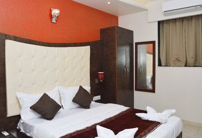 اتاق لوکس, A. K. International