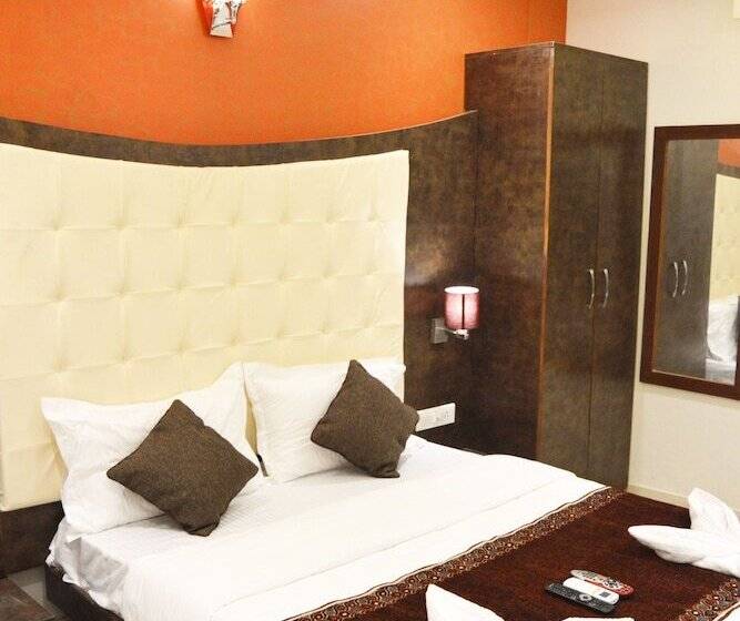 اتاق استاندارد, A. K. International