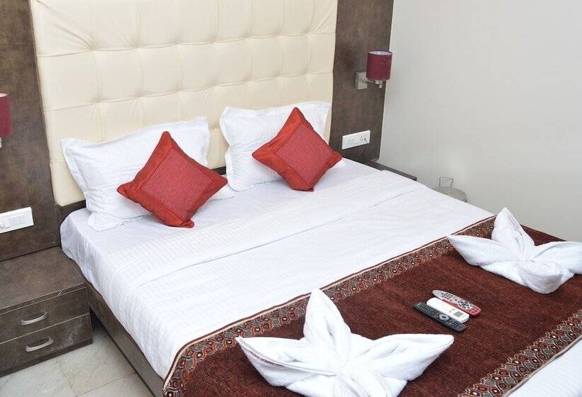 اتاق استاندارد, A. K. International