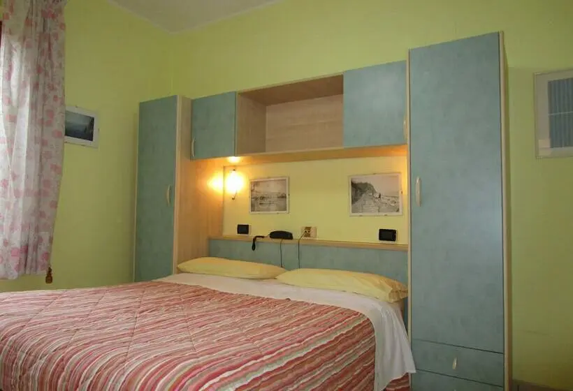 スタンダードルーム, Albergo Primavera