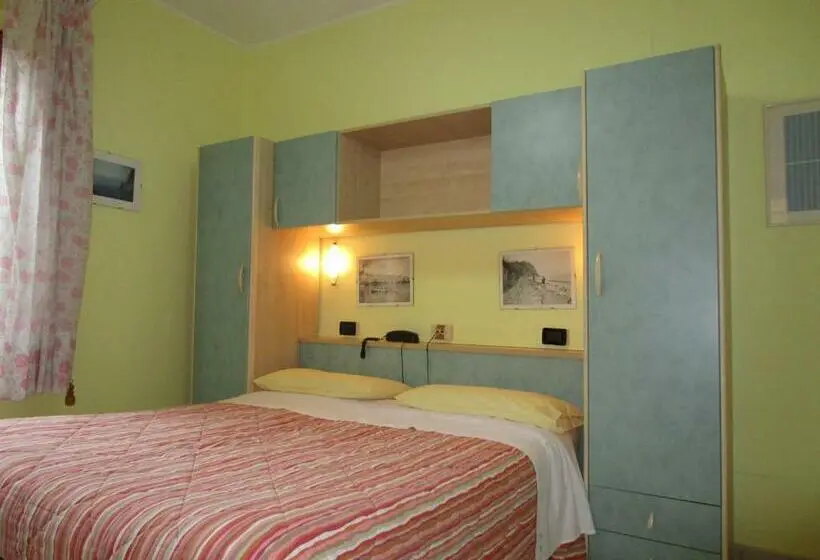 スタンダードルーム, Albergo Primavera
