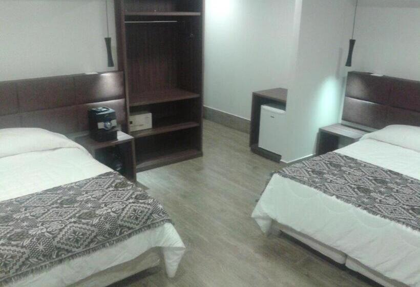 ハイドロマッサージバス付きスイート, Leiria