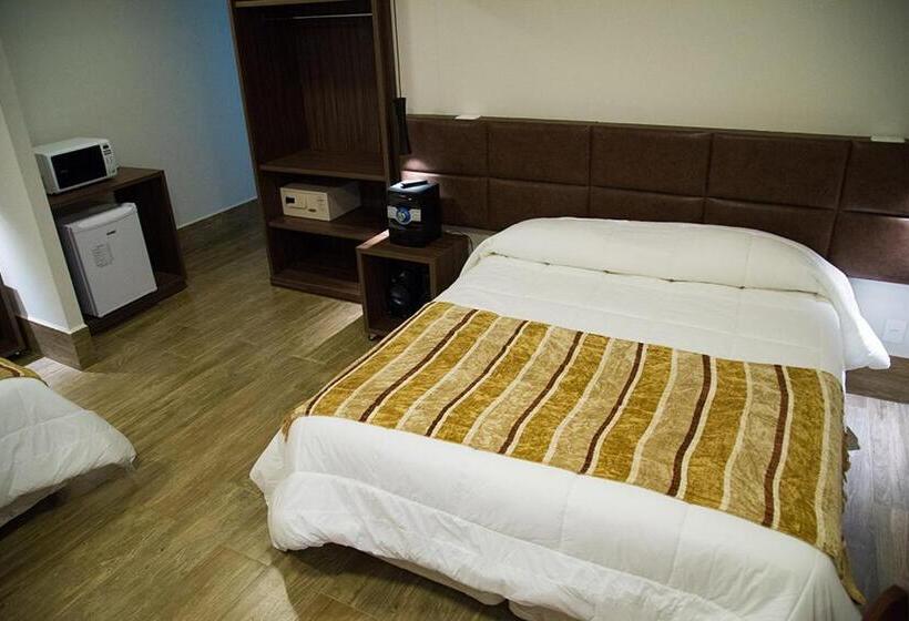 ハイドロマッサージバス付きスイート, Leiria